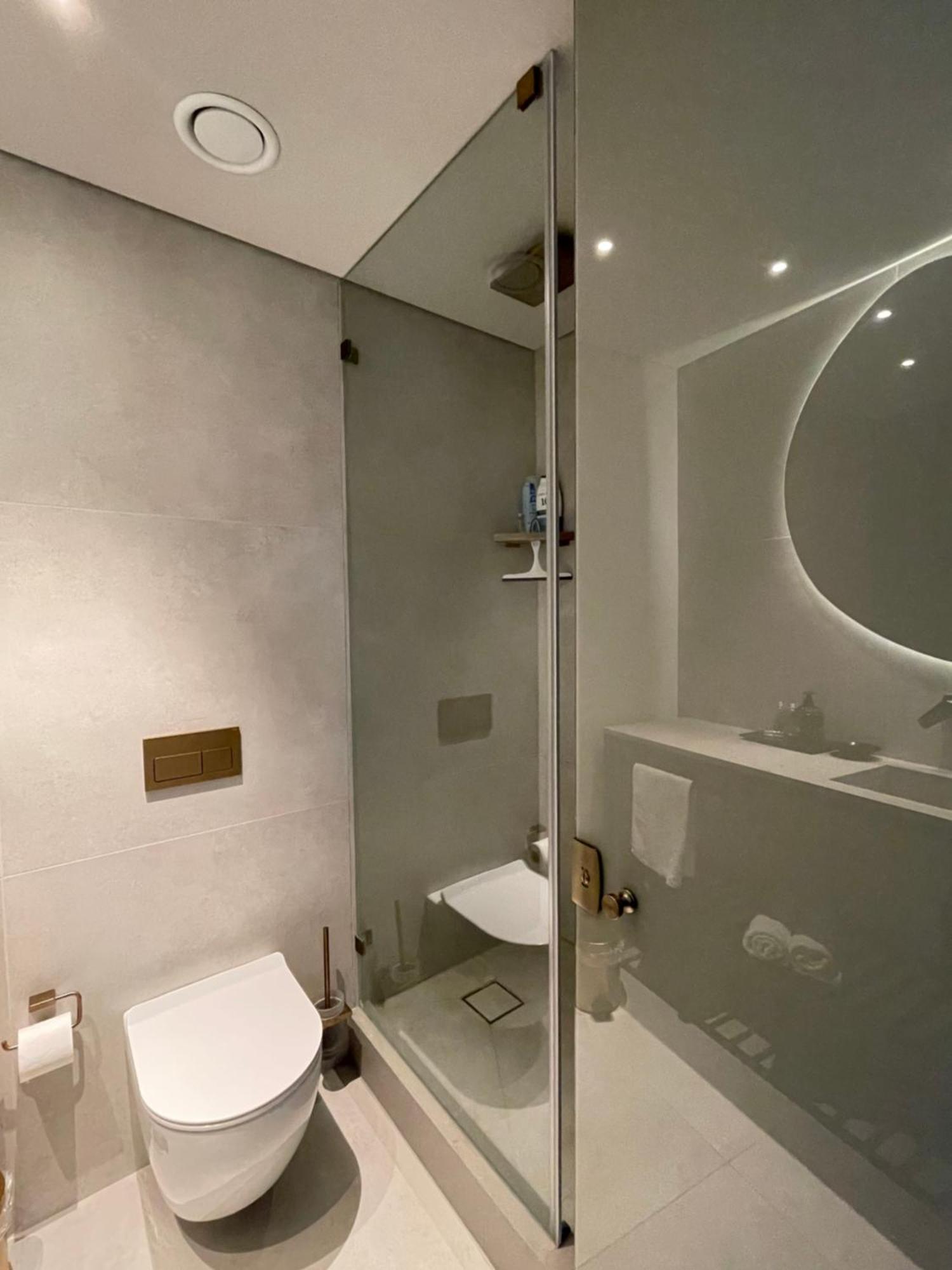 Suite On The Beach Haifa Esterno foto