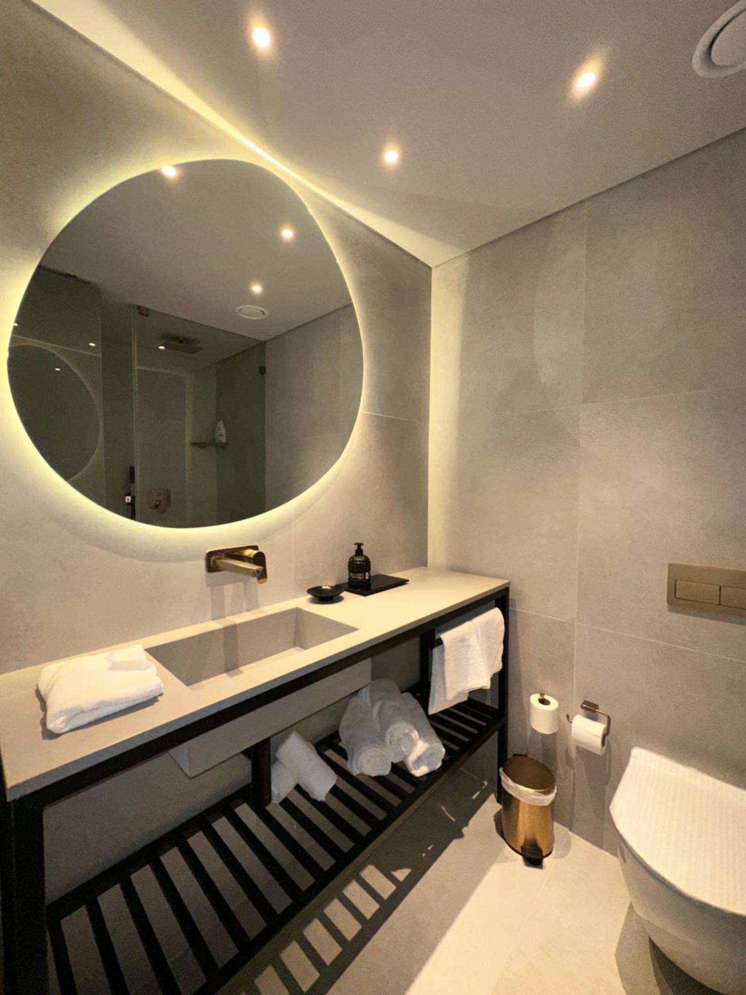 Suite On The Beach Haifa Esterno foto